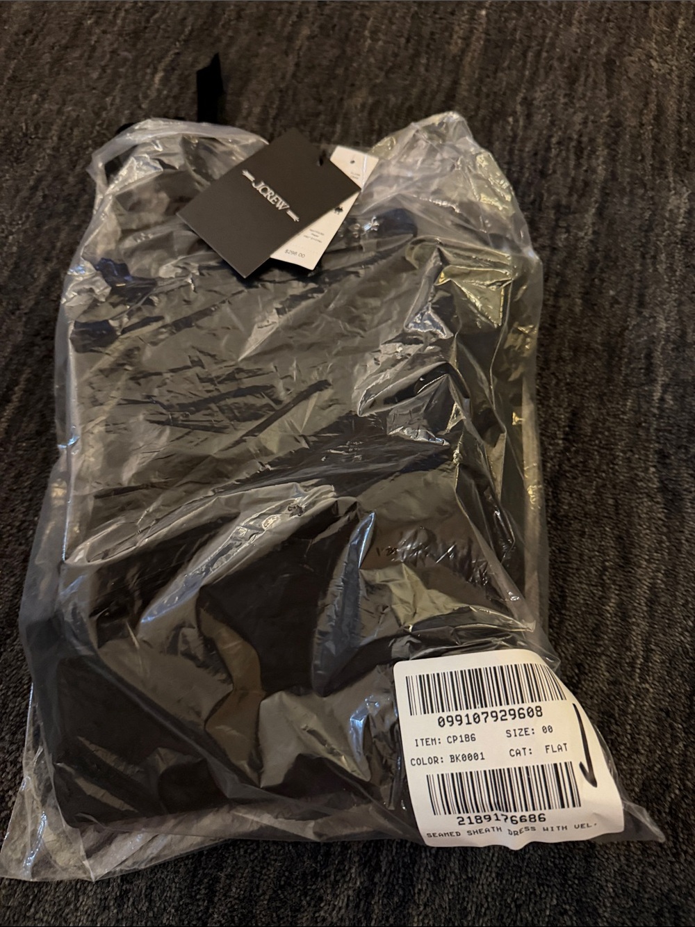 J. CREW sheath dress w/velvet bows in four-season stretch Size 00 NWT
$298 - Picture 9 of 9